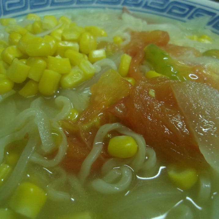 トマト塩ラーメン